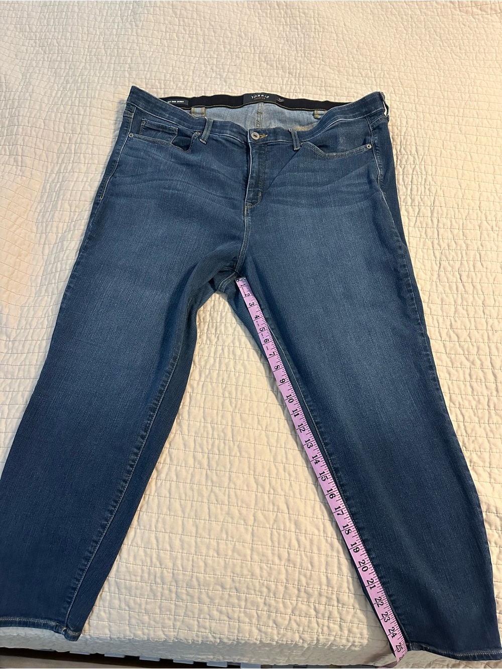 Women's Dark Blue Torrid Sz 26 R Stretch Jeans Sky High Skinny - unworn